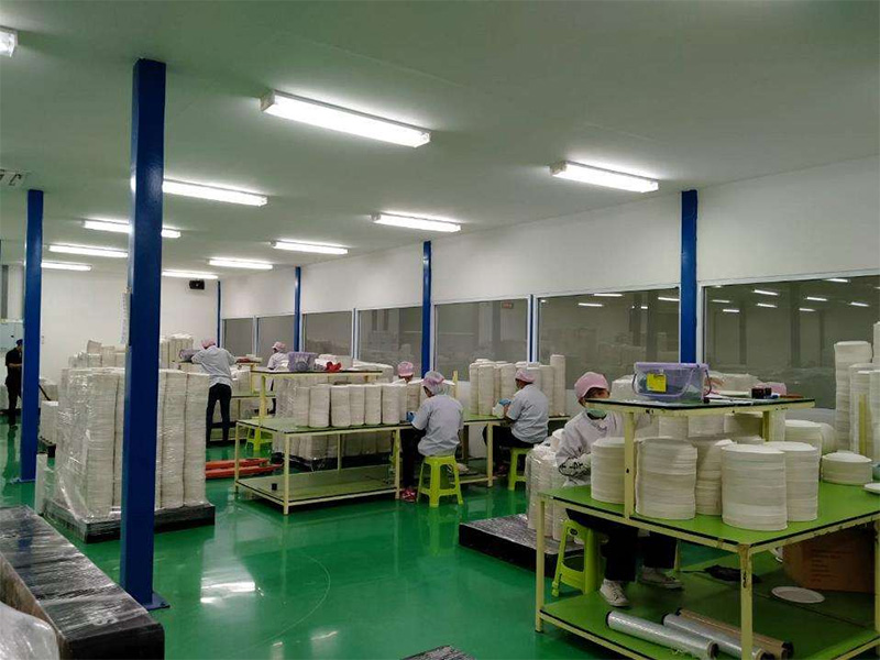 Küresel müşteri çözümleri sağlayan ticaret engellerini kapsayan